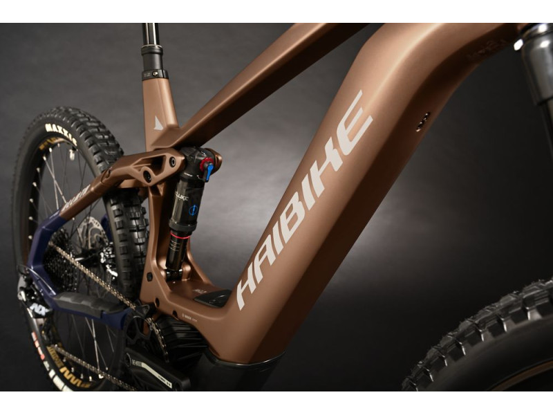 Horský elektrobicykel Haibike AllMtn CF 8 | 2024